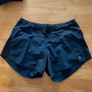 Oiselle Roga shorts Size 4
